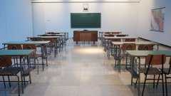 2005年安徽高考作文：《理想与现实》
